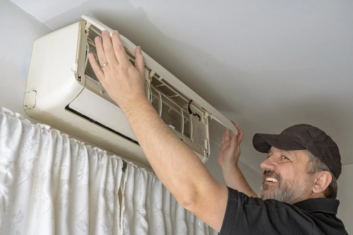 Common AC Problems and How Our Technicians Fix Them